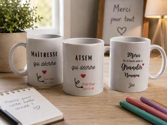 Ensemble de mugs personnalisés pour maîtresse, ATSEM et nounou avec messages de remerciement et prénom de l'enfant, sublimés recto et verso.
