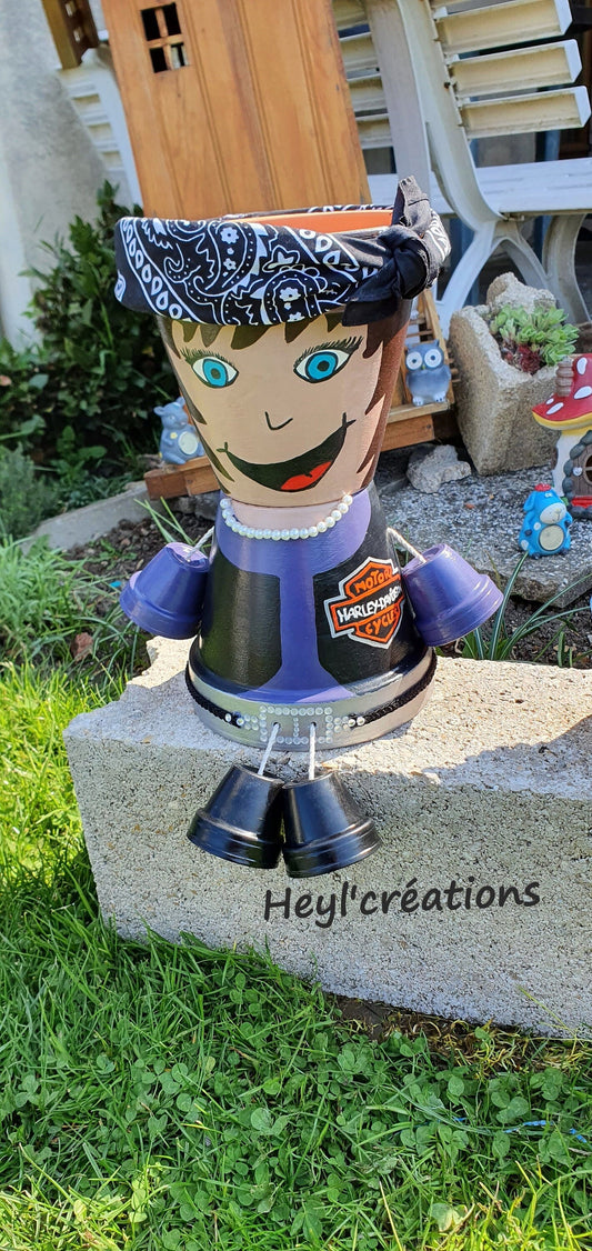 Cache-pot personnage personnalisé style motard décoration artisanale Heyl’Créations