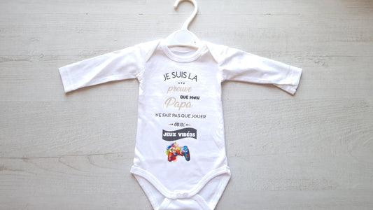 Body bébé personnalisé Papa Gamer humour – cadeau naissance original Heyl’Créations
