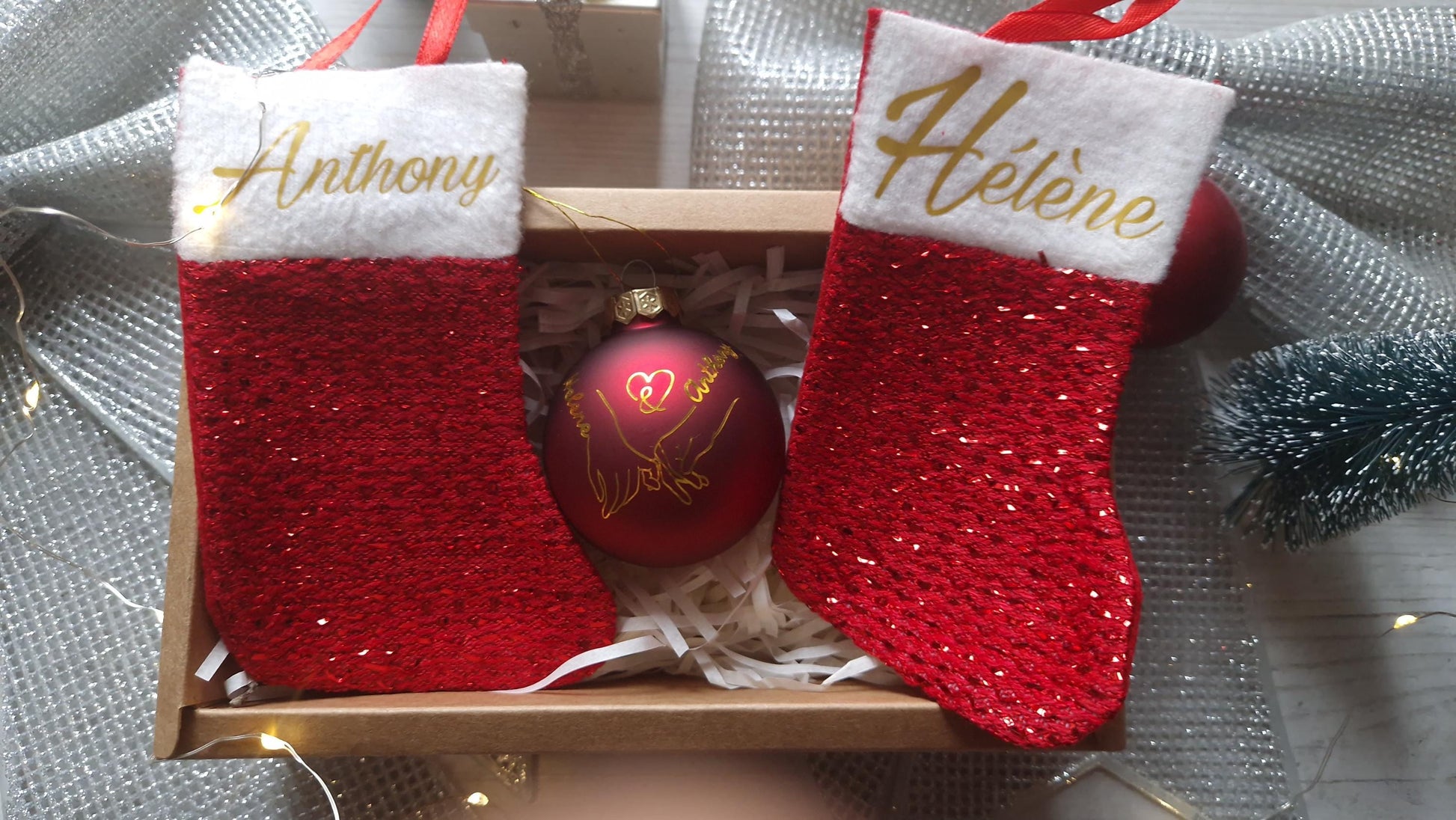 Coffret boule Noël couple personnalisé prénoms décoration sapin Heyl’Créations
