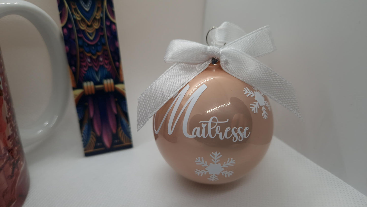 Coffret cadeau Noël maîtresse maître mug boule marque page Heyl’Créations