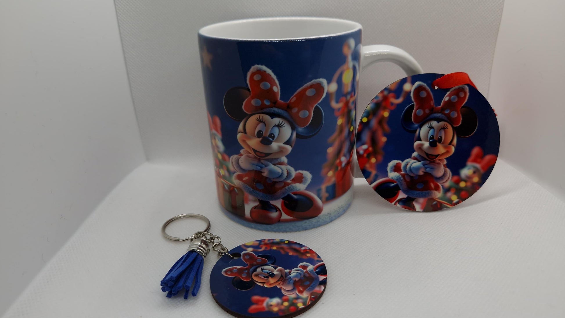 Coffret cadeau Noël enfant personnalisé mug porte clés décoration Heyl’Créations