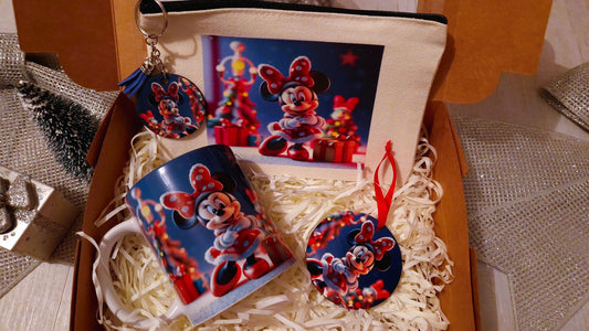 Coffret cadeau Noël enfant personnalisé mug porte clés décoration Heyl’Créations