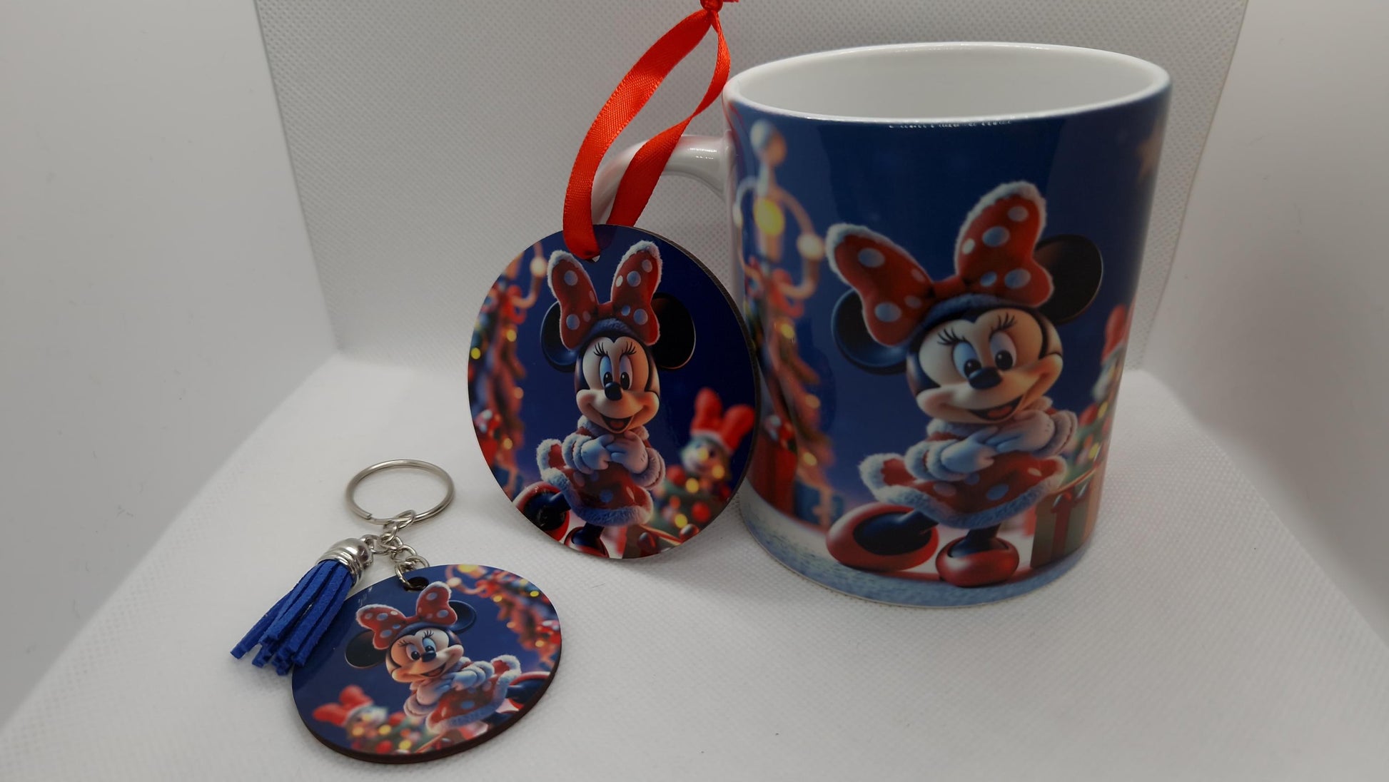 Coffret cadeau Noël enfant personnalisé mug porte clés décoration Heyl’Créations