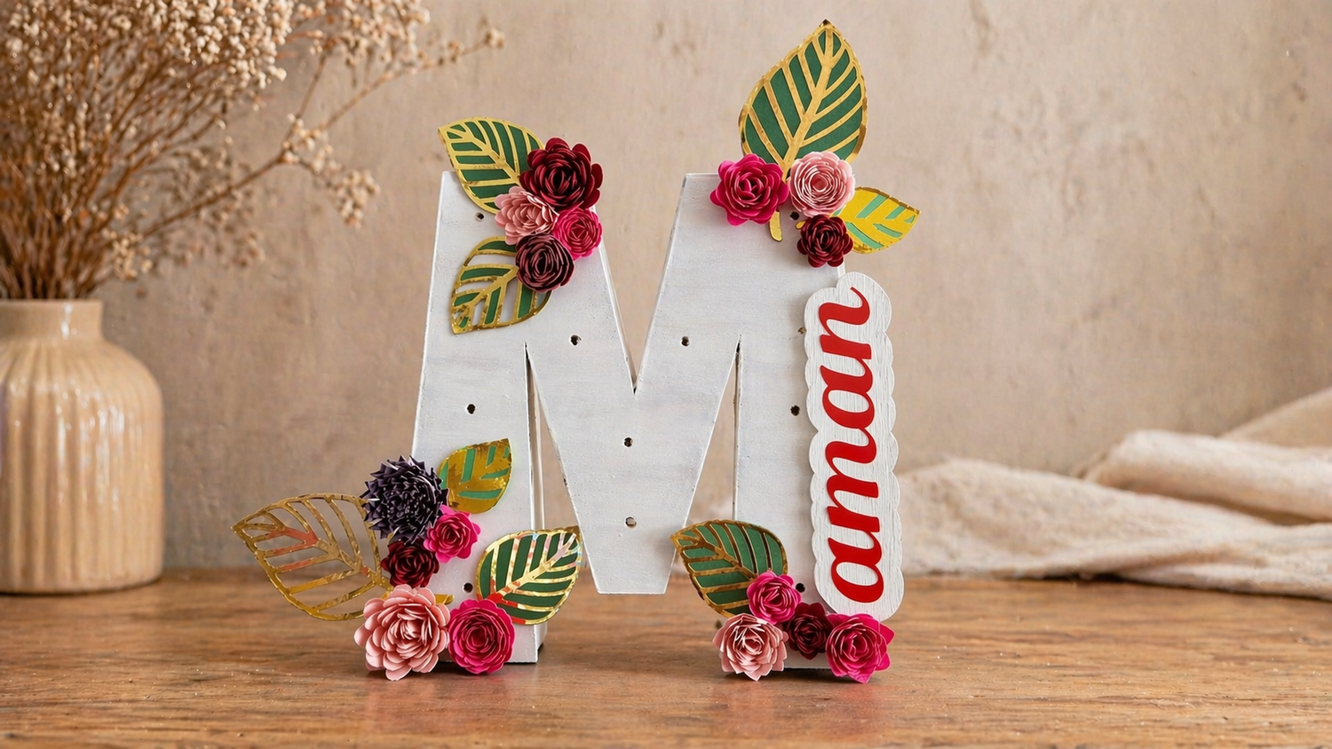 box lumineuse lettre M personnalisée cadeau fête des mamans fait main