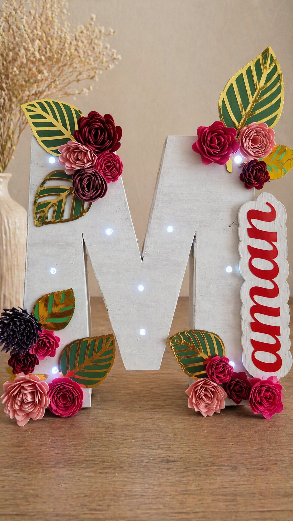 box lumineuse lettre M personnalisée cadeau fête des mamans fait main