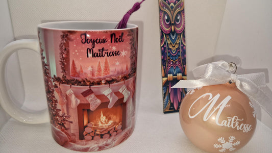 Coffret cadeau Noël maîtresse maître mug boule marque page Heyl’Créations