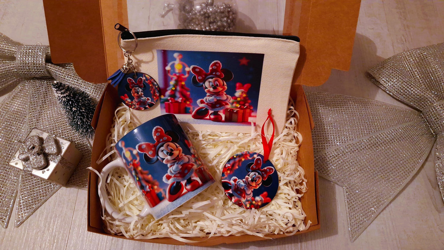 Coffret cadeau Noël enfant personnalisé mug porte clés décoration Heyl’Créations