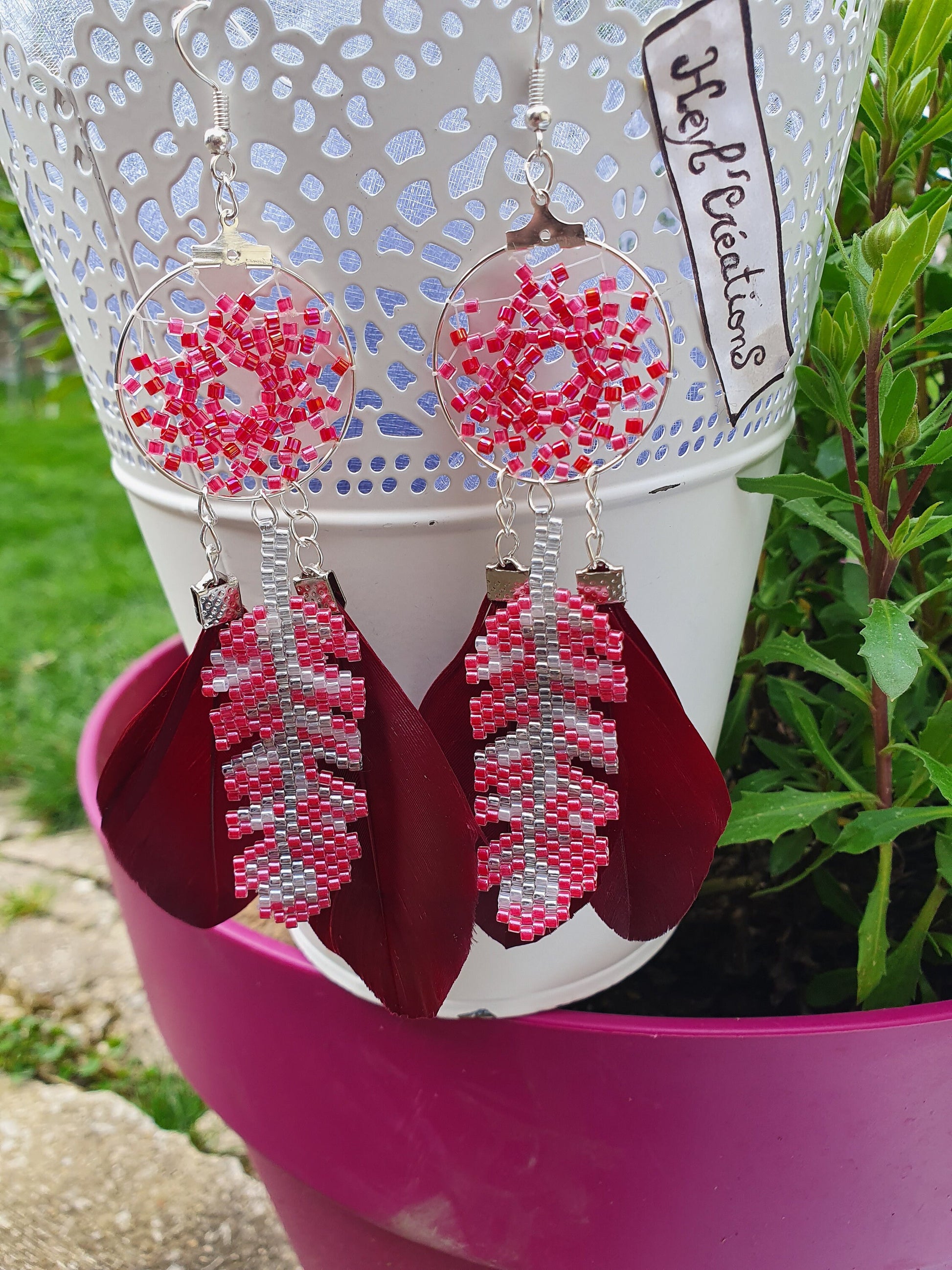 Boucles oreilles attrape rêve rouge fuchsia bijou bohème Heyl’Créations