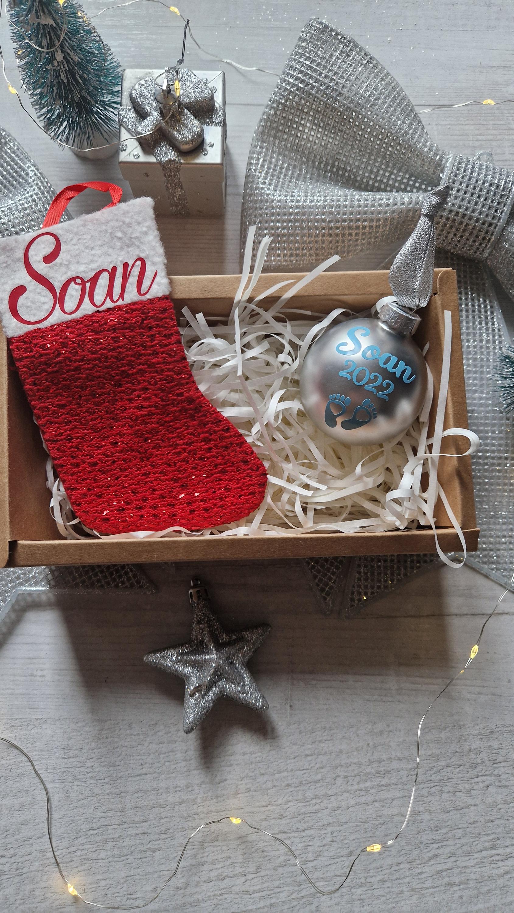 Coffret premier Noël bébé personnalisé boule chaussette Heyl’Créations
